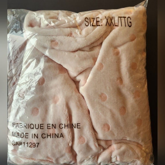 La Vie En Rose XXL Plush Pajama Pants - Picture 5 of 6